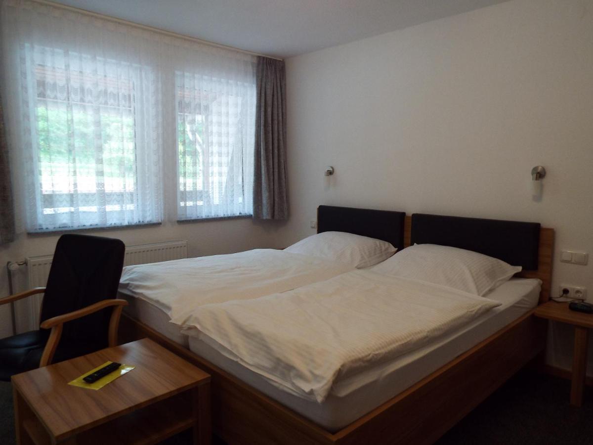 Hotel Garni Zum Reinhardswald Gewissenruh Extérieur photo