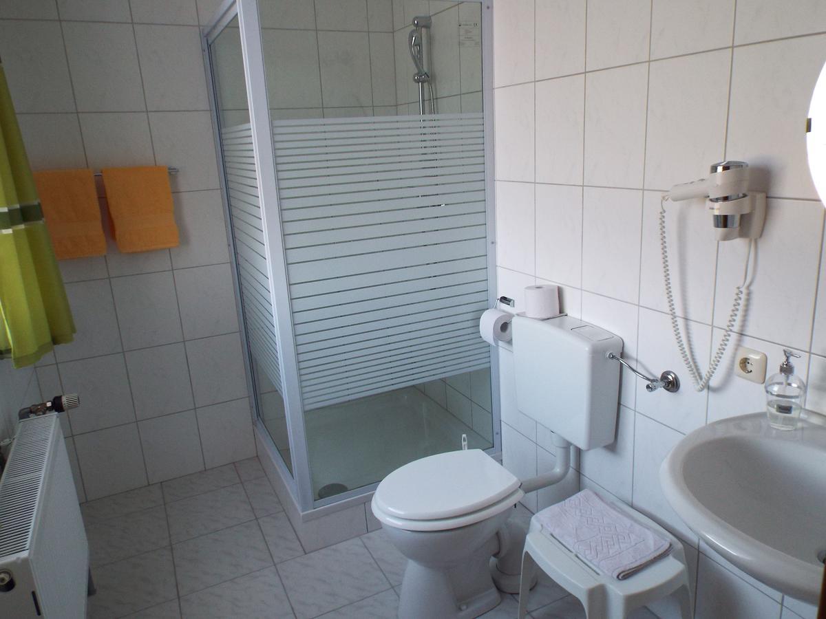 Hotel Garni Zum Reinhardswald Gewissenruh Chambre photo