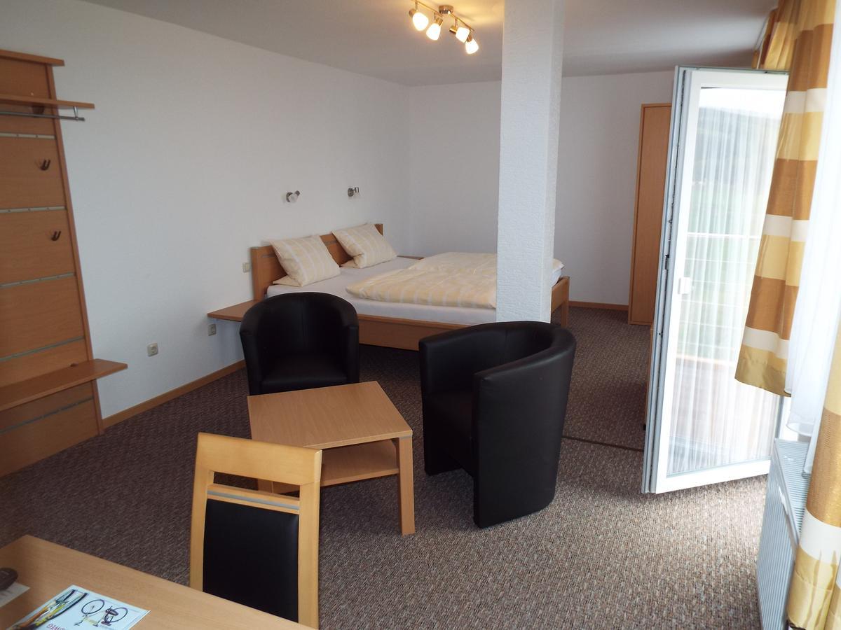 Hotel Garni Zum Reinhardswald Gewissenruh Chambre photo