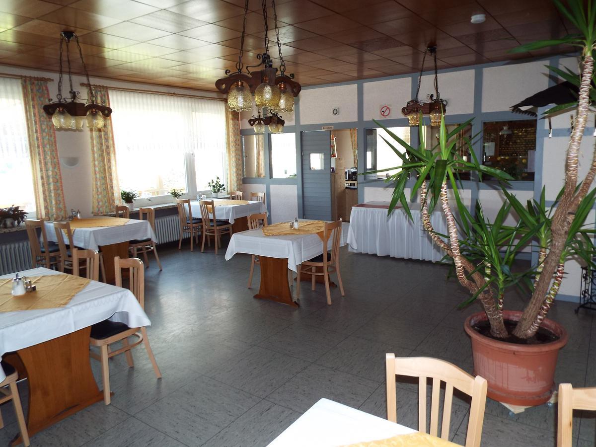 Hotel Garni Zum Reinhardswald Gewissenruh Extérieur photo