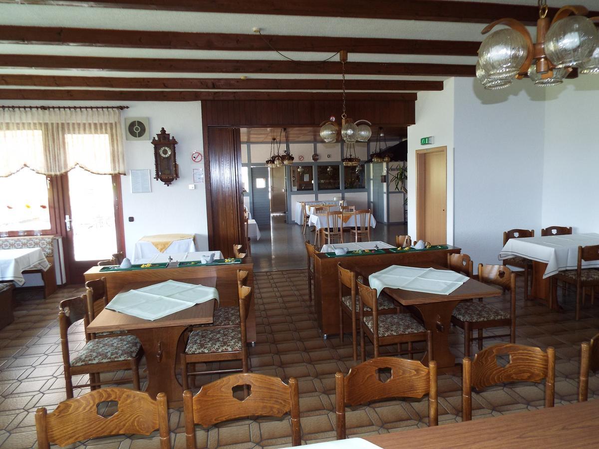 Hotel Garni Zum Reinhardswald Gewissenruh Extérieur photo